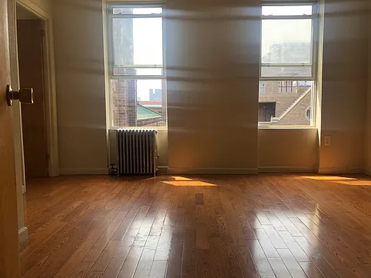 Rented by Capri Jet Realty Corp | media 9