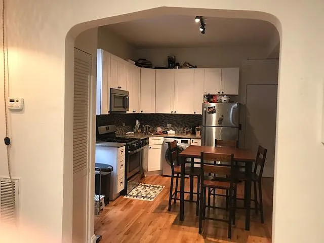 847 N Winchester Ave #2F — Photo 7