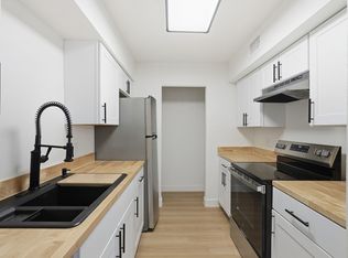 3738 E McDowell Rd #208, Phoenix, AZ 85008