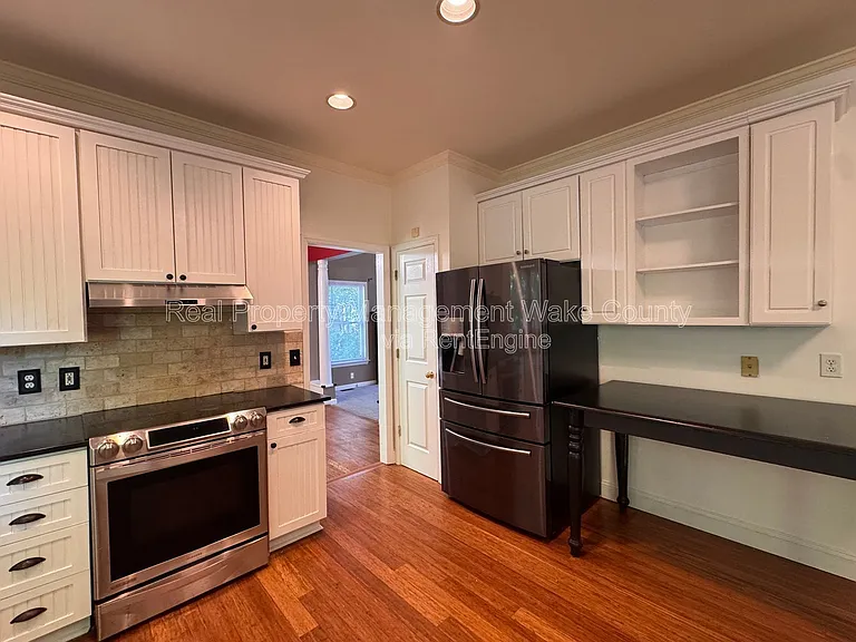102 Powder Mill Ct — Photo 22