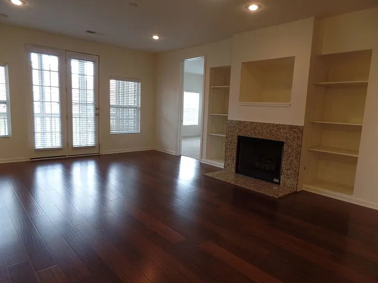 5353 Nottinghamshire Ln — Photo 23