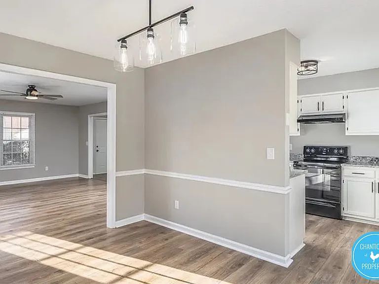 4717 Eagle Rock Rd — Photo 4