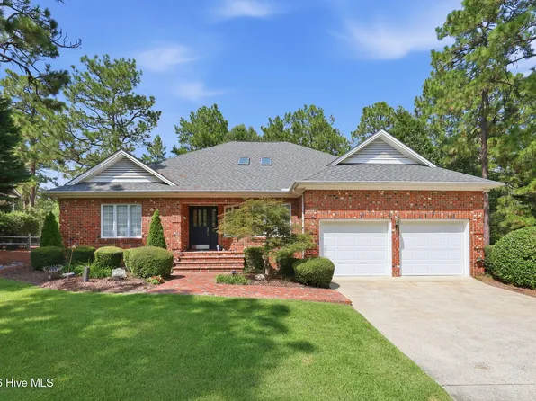 885 Monticello Drive, Pinehurst, NC 28374