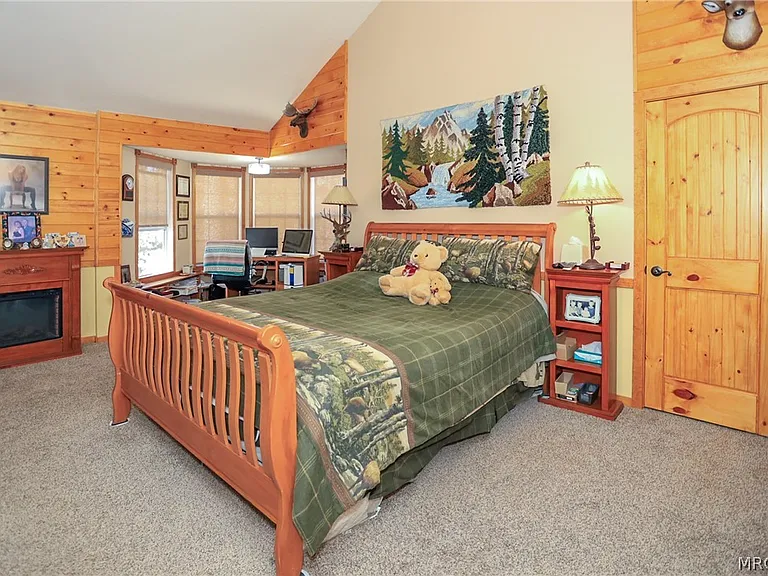 732 Villa Grove Ave — Photo 16
