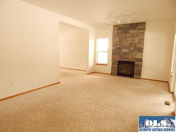 3rd image of 1158 Eckard Ave