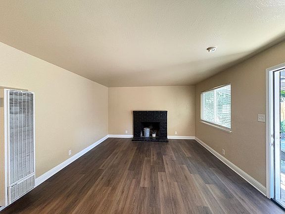 3rd image of 1707 W Swain Rd APT 3