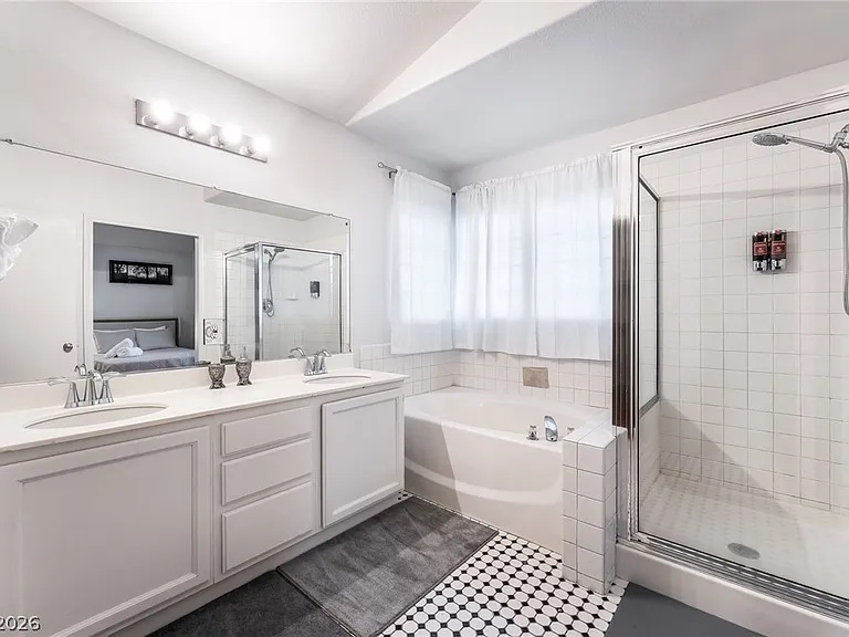 7965 Laurelton Pl — Photo 18