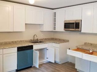 2740 South Rd APT J5, Poughkeepsie, NY 12601