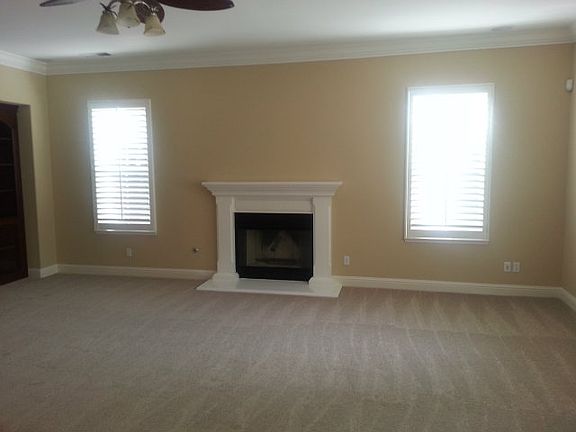 5th image of 2095 Domaine Ct