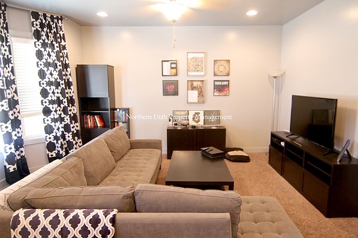 4 Front Room 2_08192020