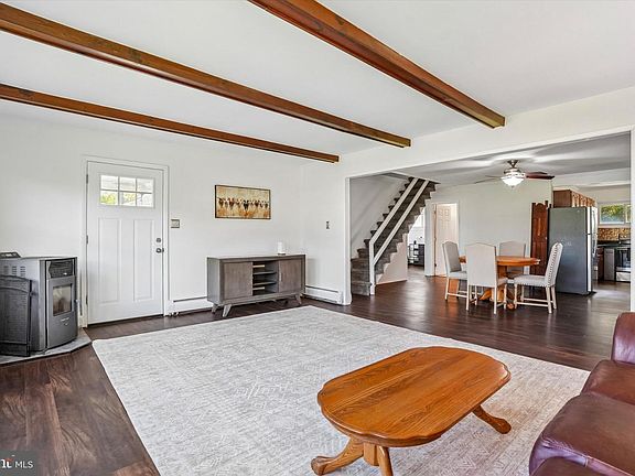 4th image of 87 Wildflower Rd