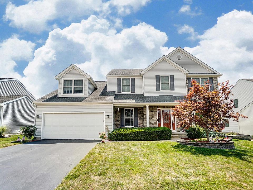 1st image of 789 Gallop Ln