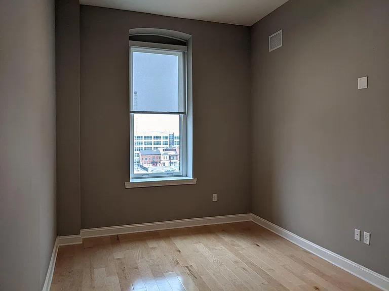 622 Main St — Photo 16