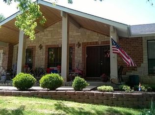 1512 Enwood Dr, Saint Peters, MO