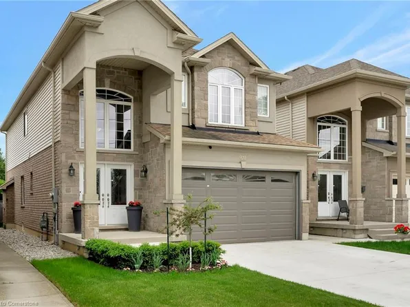 920 Stone Church Rd E, Hamilton, ON L8W 1B1