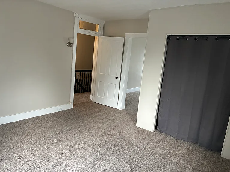 35 W Donegal St #B — Photo 9