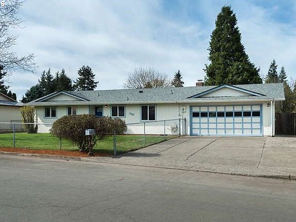 3rd image of 7800 NE 103rd Ave