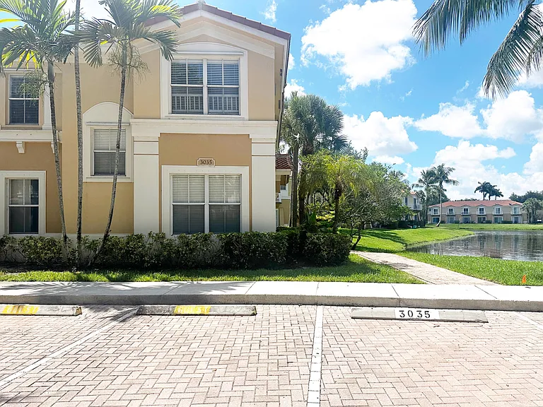 3035 SW 129th Way #143 — Photo 12