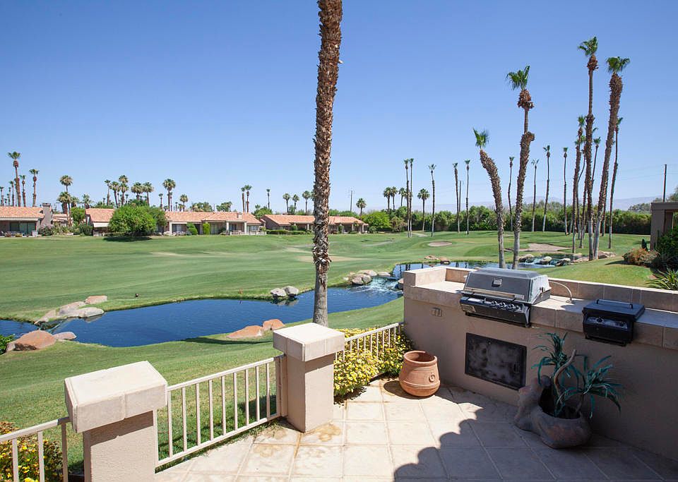 1st image of 38750 Wisteria Dr