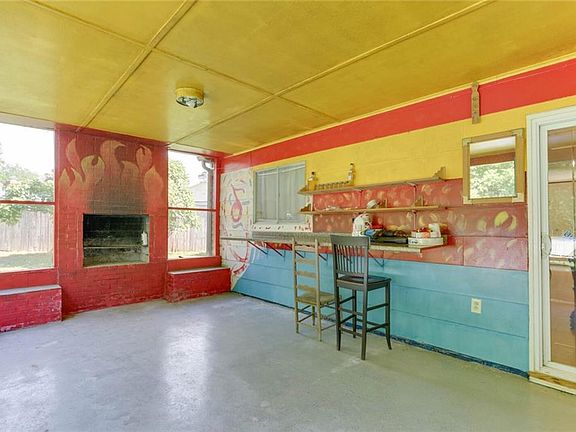 Screened in porch.