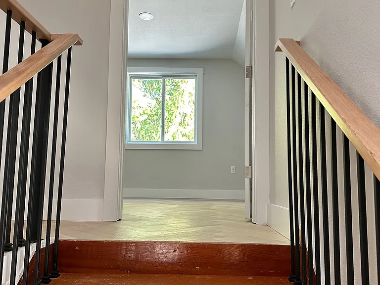 7001 E Loop Rd — Photo 37
