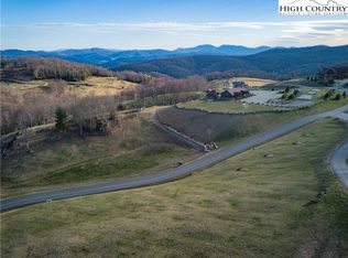 126 Eagles Nest Trl, Banner Elk, NC 28604