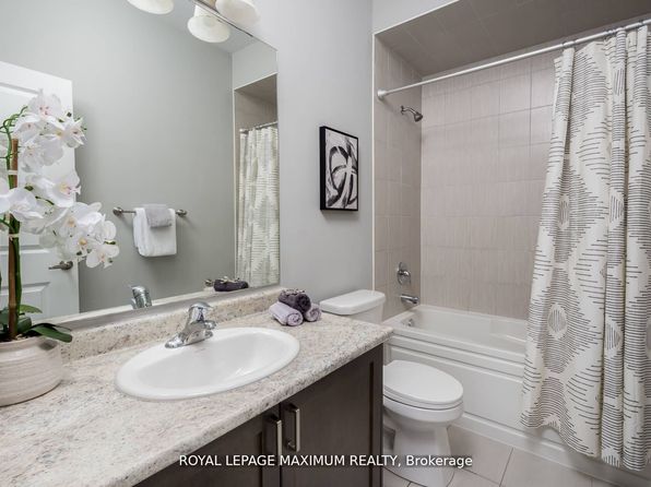 29 Red Tree Dr, Vaughan, ON L4H 4H8