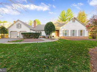 20501 Beaver Ridge Rd, Gaithersburg, MD 20886