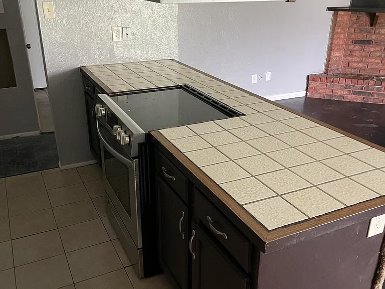 7309 Ashcrest Ln — Photo 16