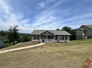 825 Tommie Ln, Soddy Daisy, TN 37379