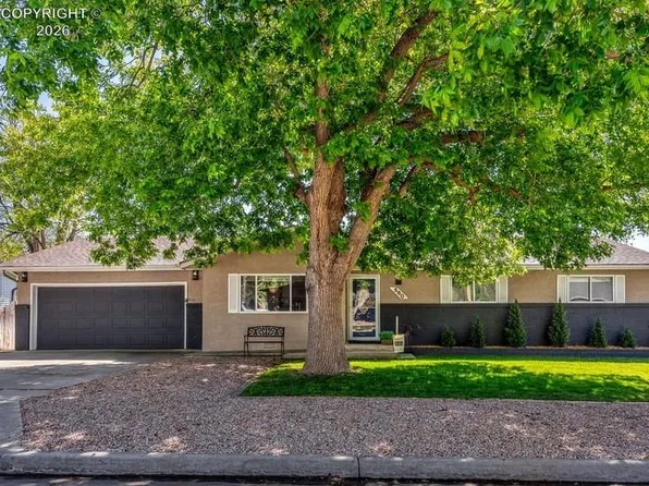 560 Barrett Ave, Canon City, CO 81212