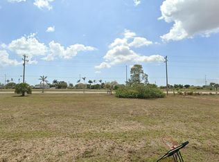 1906 NE 16th Pl #39, Cape Coral, FL 33909