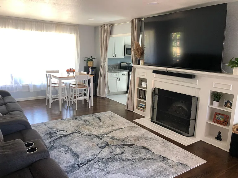 5399 Whittier Dr — Photo 33