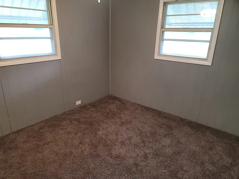 2617 Sibley Ave — Photo 5