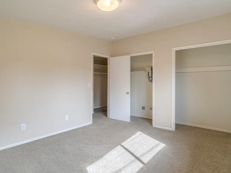7435 SW Hermoso Way — Photo 8