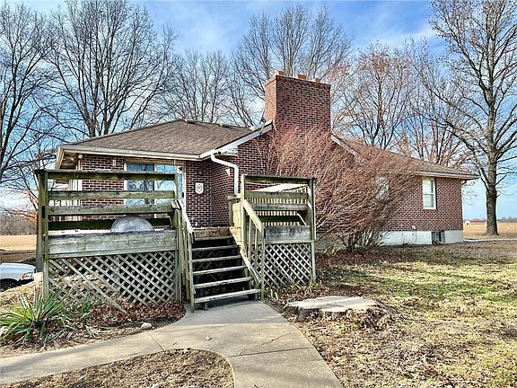 2nd image of 75 NW 1501st Rd