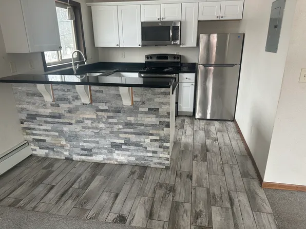 1035 E Division St APT 1, Saint Cloud, MN 56304