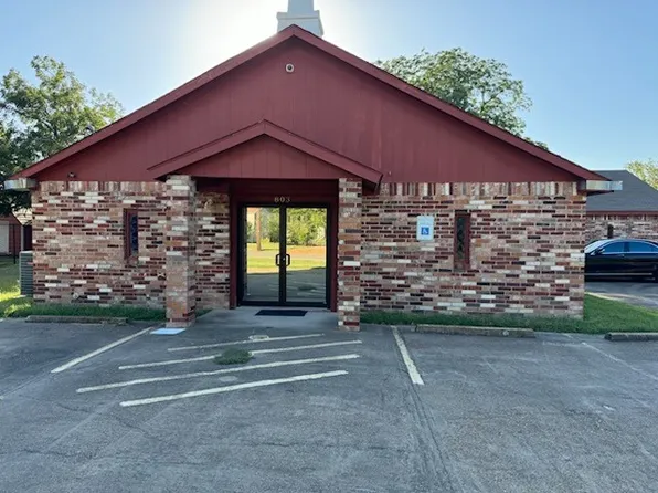 801 S Medora St, Terrell, TX 75160