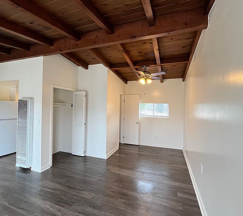 1st image of 328 9th St