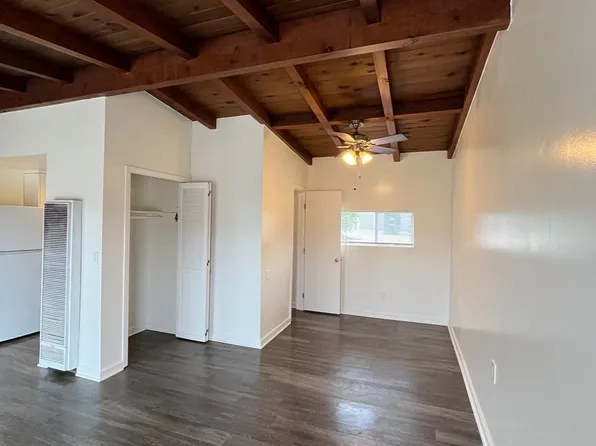 328 9th St, Del Mar, CA 92014