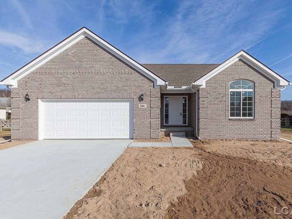 1st image of 816 Derby Dr