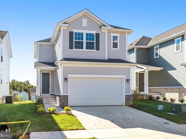 5735 Howard Dr, Glen Burnie, MD 21061