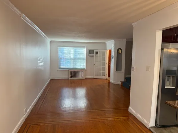 64-47 Austin Street image 17 of 21