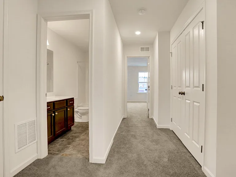 5300 Mendenhall Dr — Photo 14