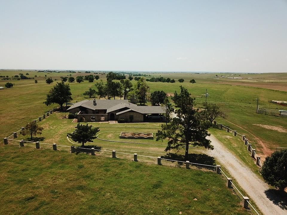 1st image of 413 County Road 1250
