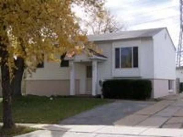 417 Hamrick Ave, Romeoville, IL 60446