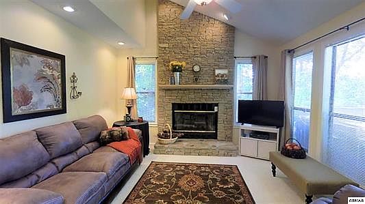 2nd image of 1045 Wiley Oakley Dr