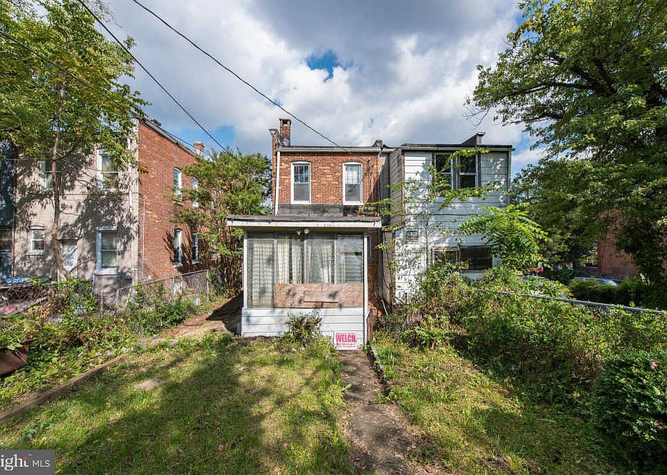 2nd image of 2803 Mosher St
