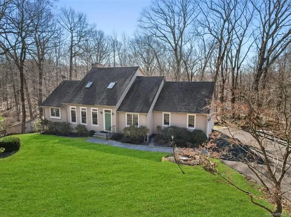 395 Barrack Hill Road, Ridgefield, CT 06877