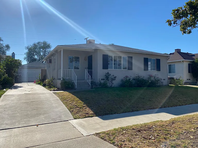 1825 S Vega St — Photo 12